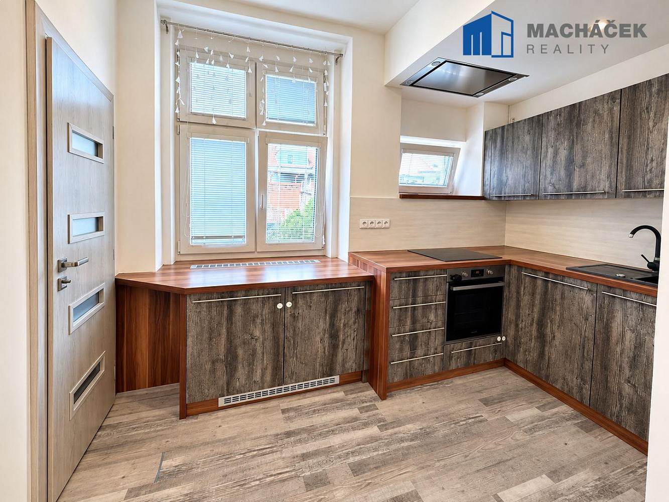 Prodej bytu 2+1 64 m² – fotografie 3