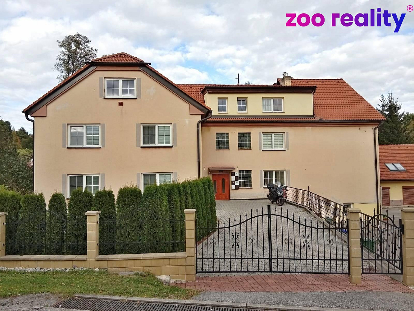 Pronájem bytu 4+kk 93 m²