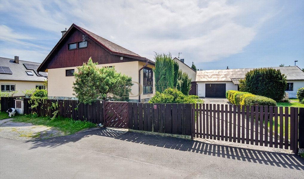 Prodej domu 152 m² s pozemkem 811 m², Doksy – náhled fotky 3