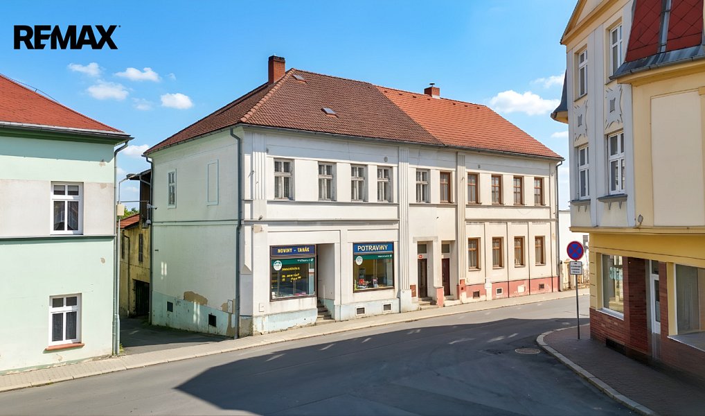 Prodej domu 170 m² s pozemkem 405 m², Hrob – náhled fotky 9