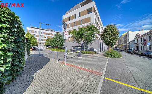 Pronájem bytu 1+kk 31 m², Václavská, Kolín - Kolín III