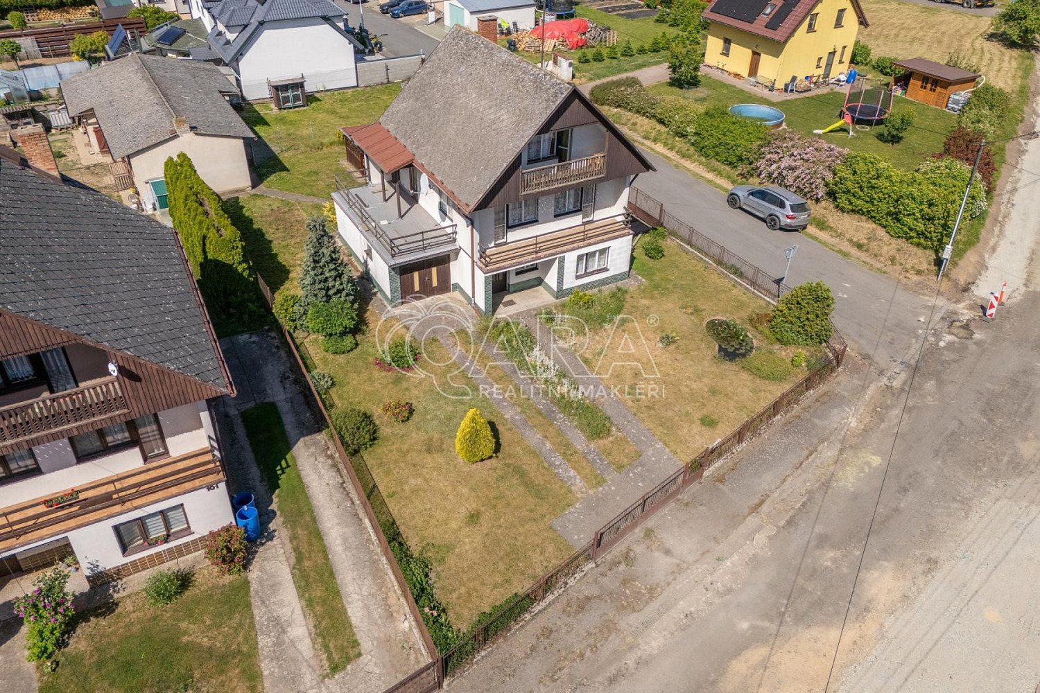 Prodej domu 189 m² s pozemkem 872 m² – fotografie 2