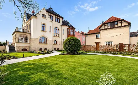 Prodej domu 900 m² s pozemkem 2 018 m², Revoluční, Krnov - Pod Bezručovým vrchem, okres Bruntál