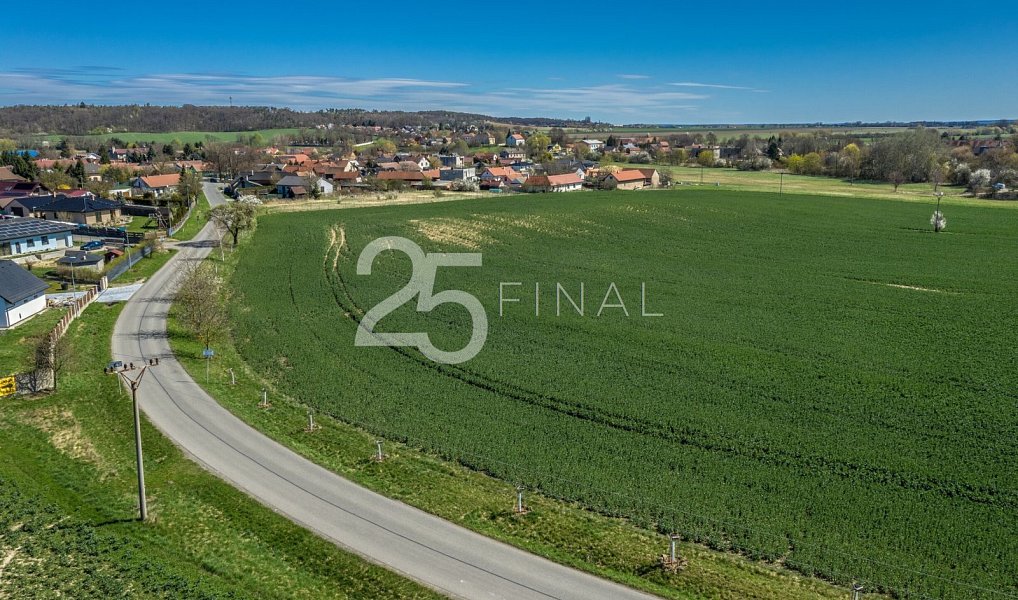 Prodej pole 23 699 m², Všejany – náhled fotky 3