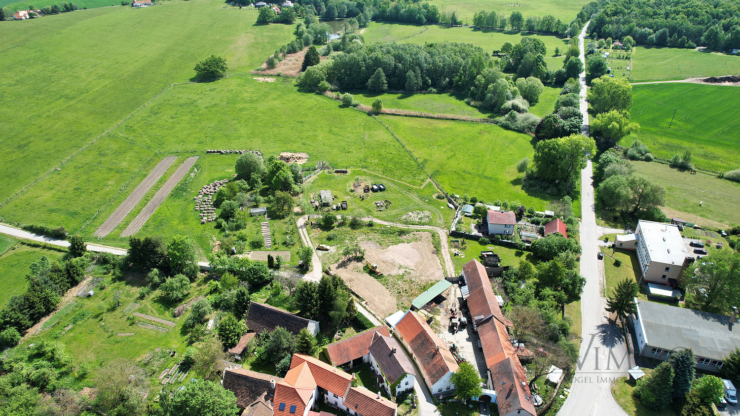 Prodej stavebního pozemku 1 929 m² – fotografie 5