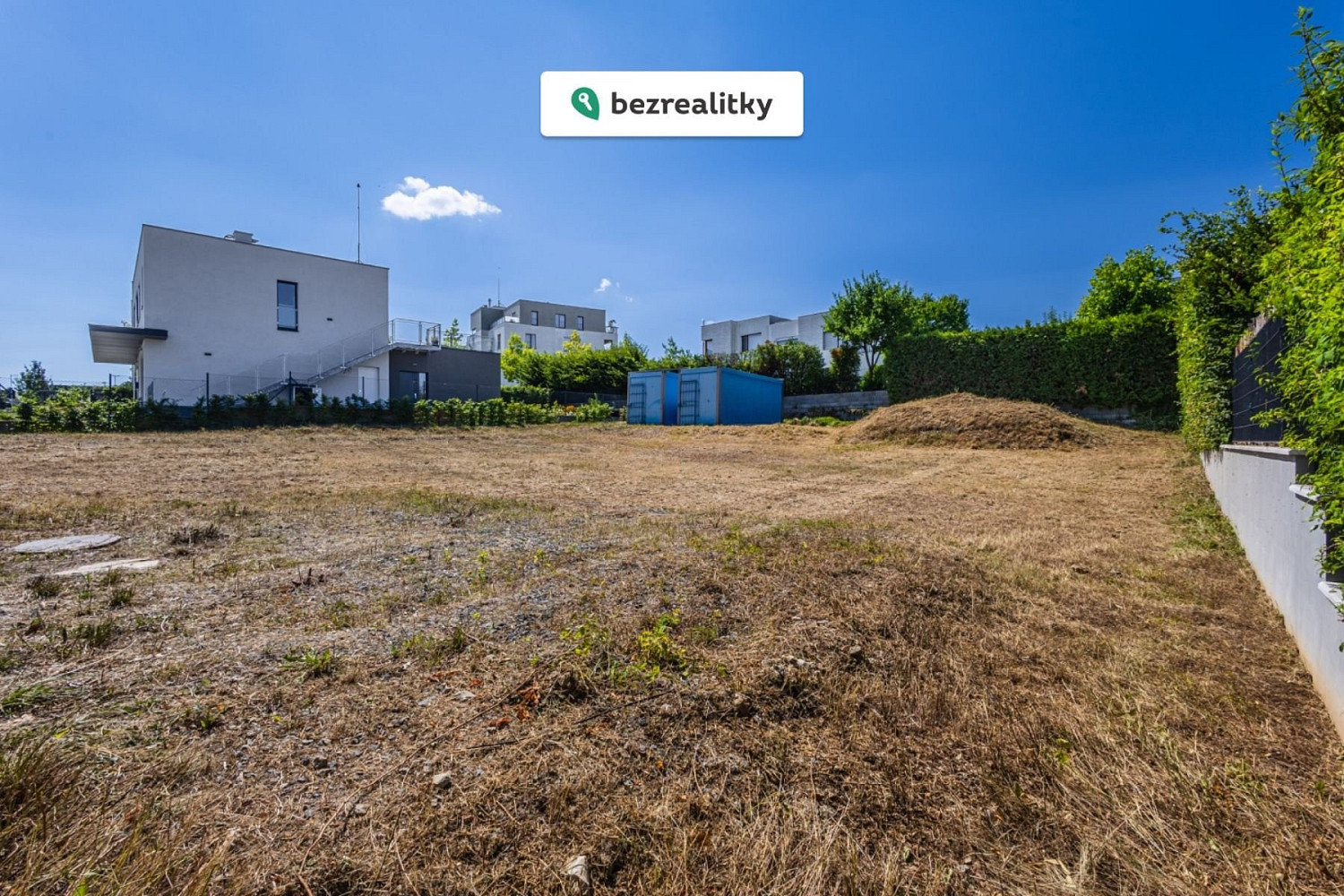 Prodej stavebního pozemku 826 m² – fotografie 3