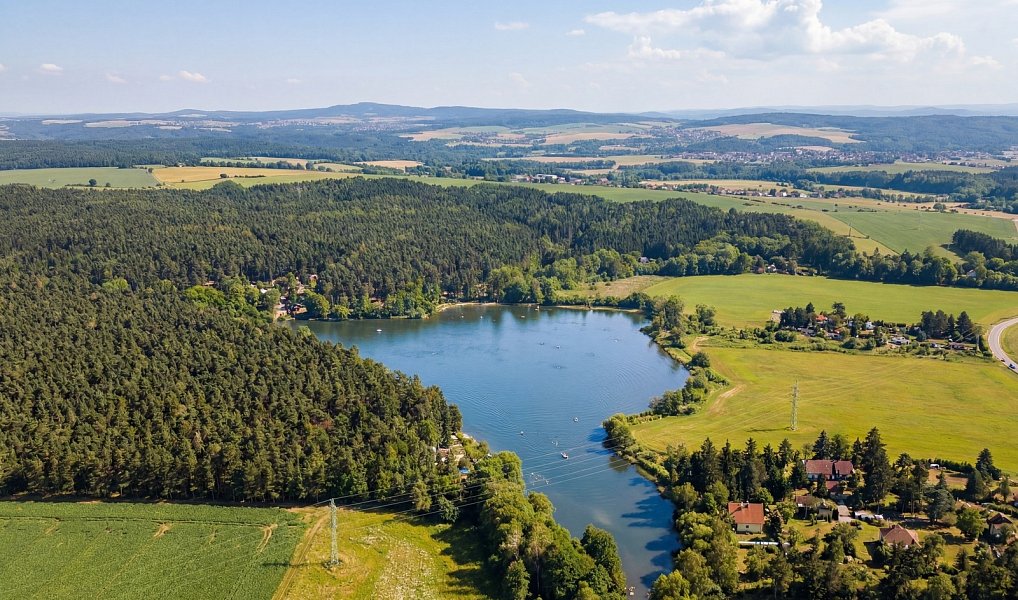 Prodej stavebního pozemku 1 307 m², Zruč-Senec – náhled fotky 13