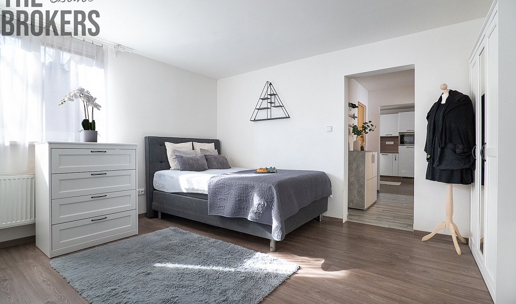 Prodej domu 172 m² s pozemkem 678 m², Praha – náhled fotky 13