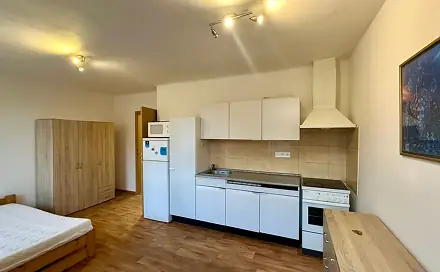 Pronájem bytu 1+kk 25 m², Jakubská, Cheb