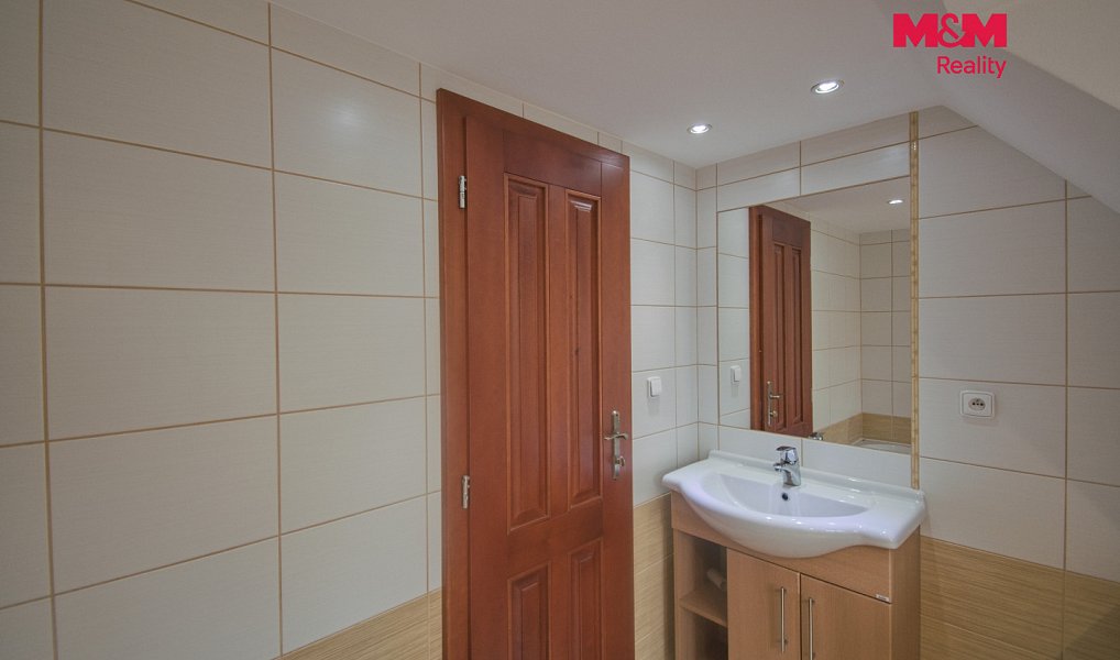 Prodej komerčního objektu (jiného typu) 308 m², Příbor – náhled fotky 20