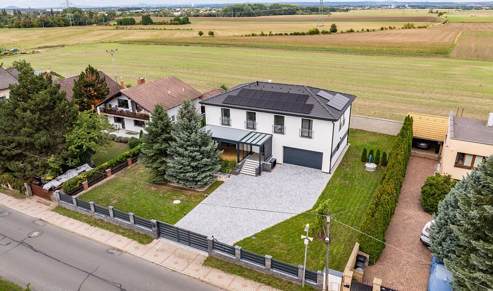 Prodej domu 329 m² s pozemkem 1 034 m², Sluhy – náhled fotky 23