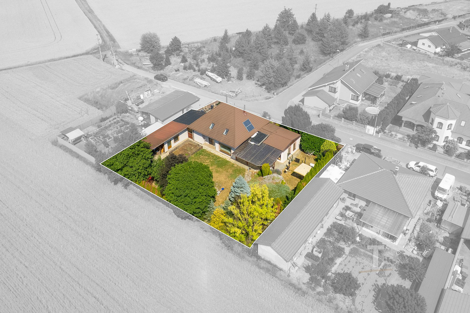 Prodej domu 280 m² s pozemkem 1 190 m²