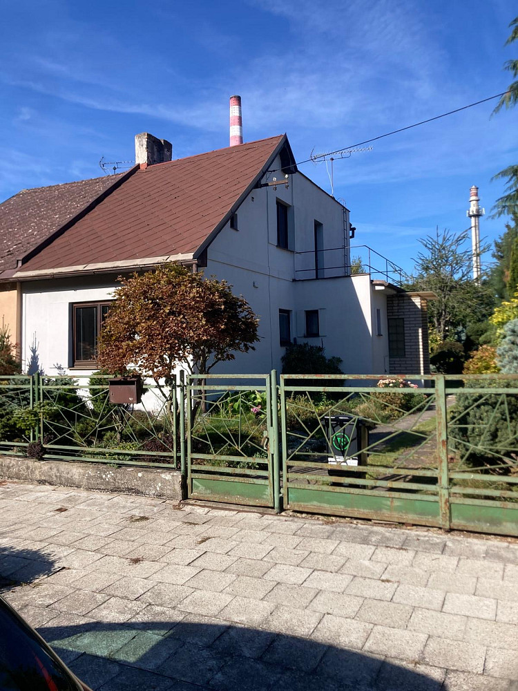 Prodej domu 90 m² s pozemkem 361 m²