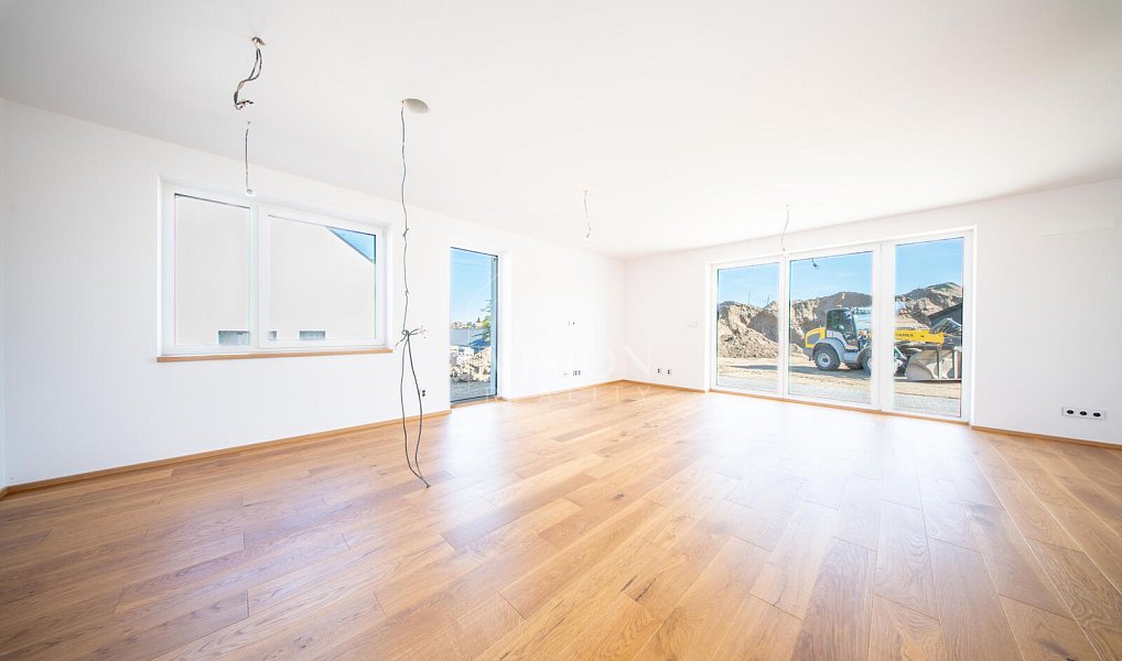 Prodej domu 149 m² s pozemkem 401 m², Týnec nad Sázavou – náhled fotky 2