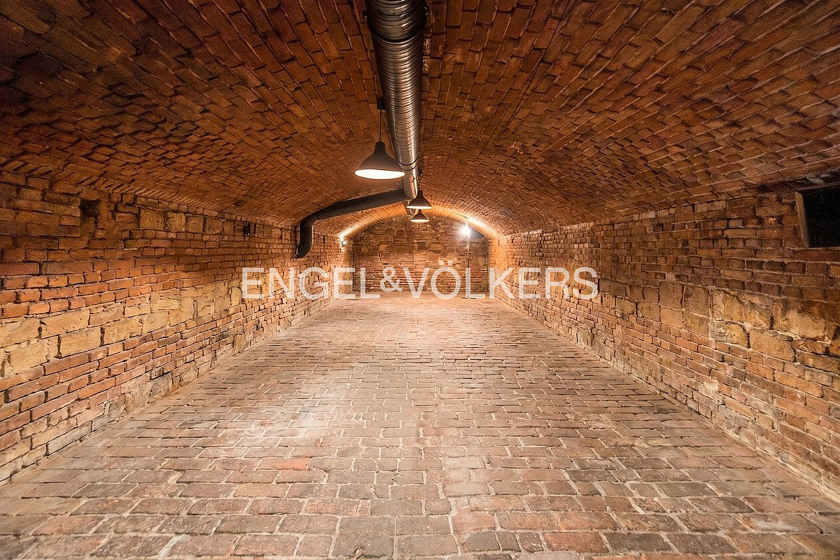 Pronájem obchodních prostor 155 m² — photo 3