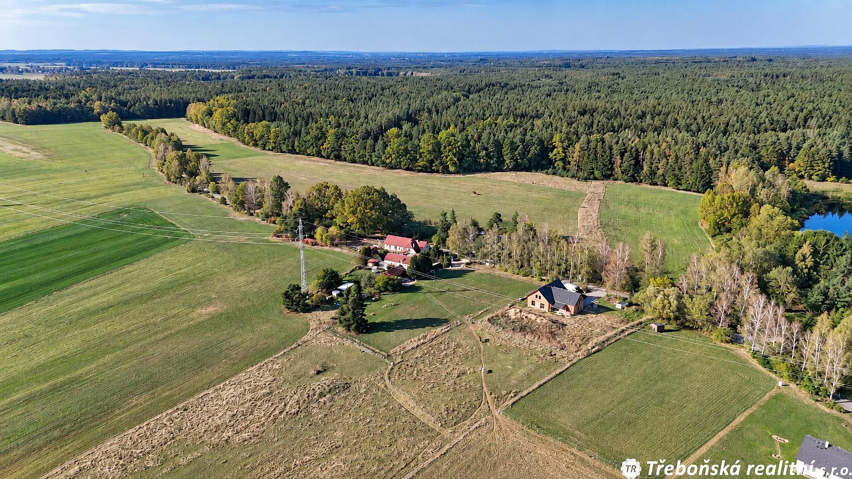 Prodej stavebního pozemku 2 060 m² – fotografie 5