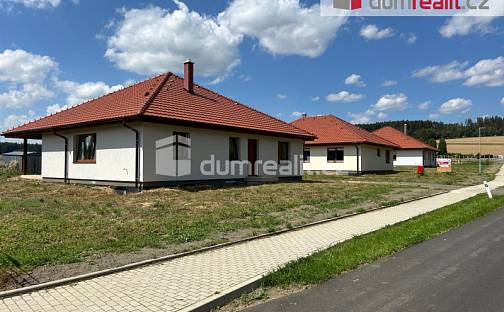 Prodej domu 145 m² s pozemkem 957 m², Keblov, okres Benešov