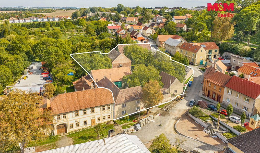 Prodej stavebního pozemku 4 516 m², Buštěhrad – náhled fotky 9