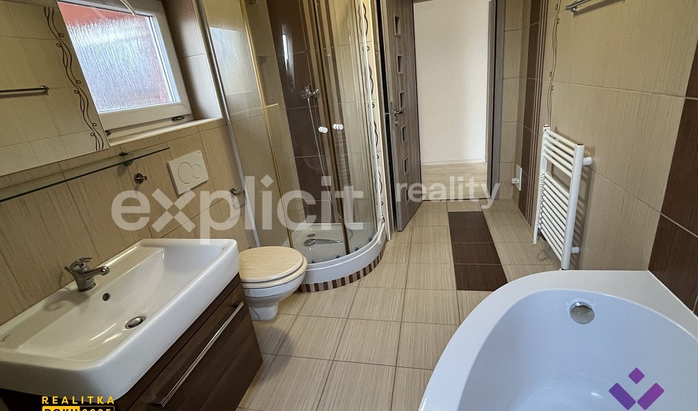 Pronájem bytu 4+kk 155 m², Napajedla – náhled fotky 8