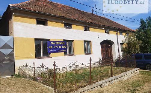 Prodej domu 132 m² s pozemkem 4 302 m², Zvěrkovice, okres Třebíč