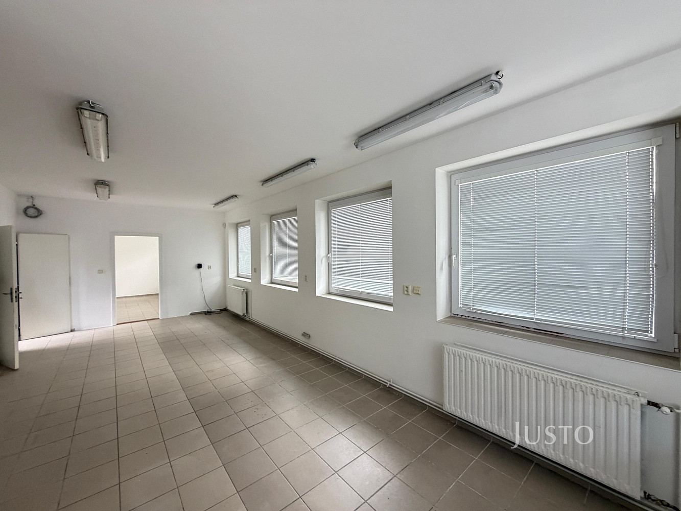 Pronájem výrobních prostor 85 m² – fotografie 2