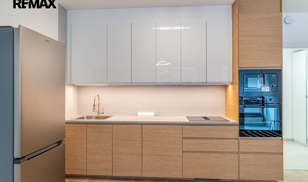 Pronájem bytu 1+kk, 39 m², Žižkov - Praha 3, Praha