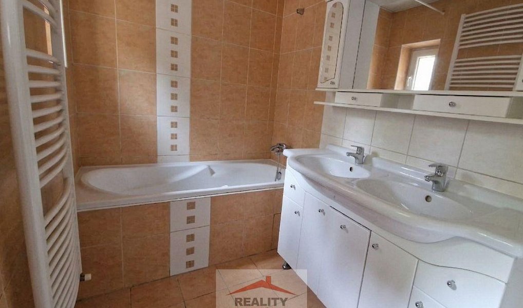 Prodej domu 145 m² s pozemkem 666 m², Valašské Meziříčí – náhled fotky 3