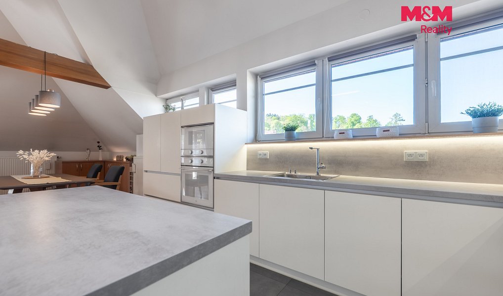 Prodej bytu 4+kk 180 m², Luhačovice – náhled fotky 3