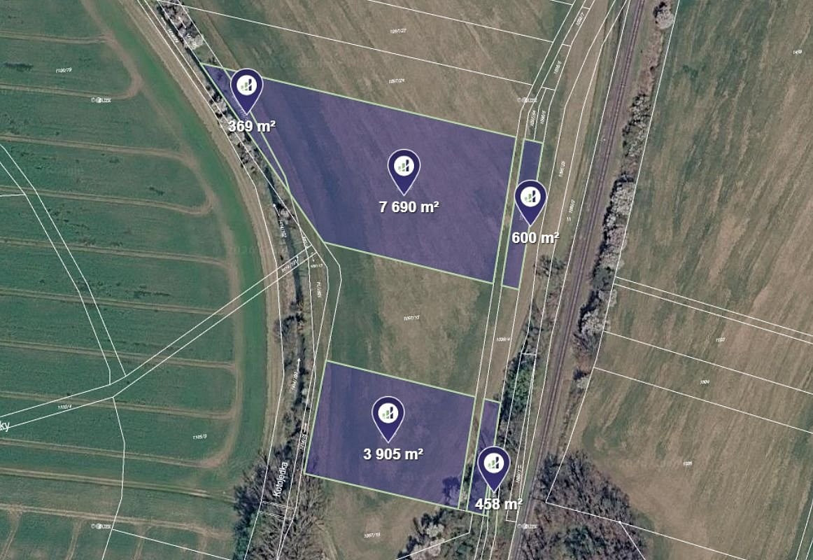Prodej pole 2 187 m²