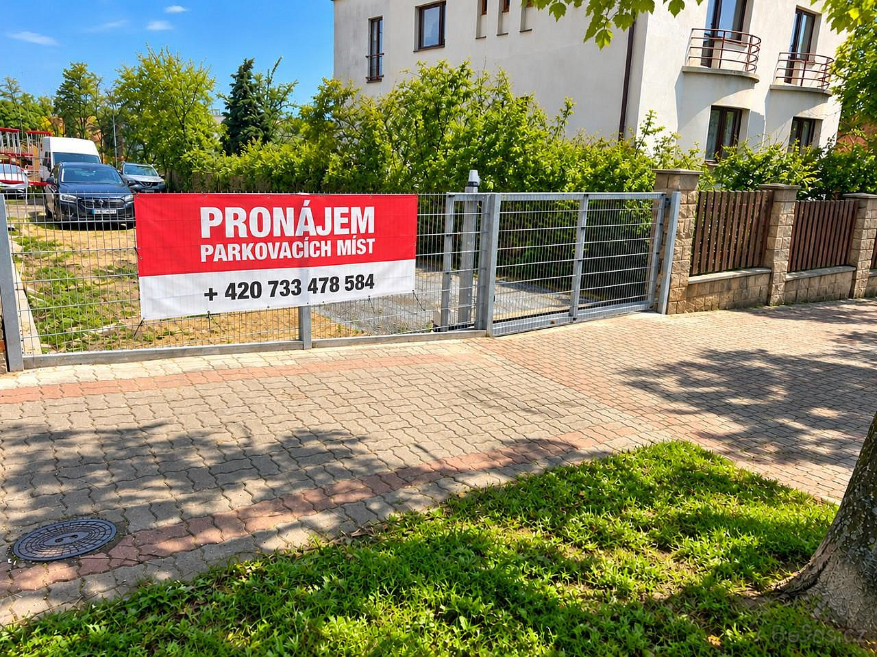 Pronájem garážového stání, Praha 4 - Michle