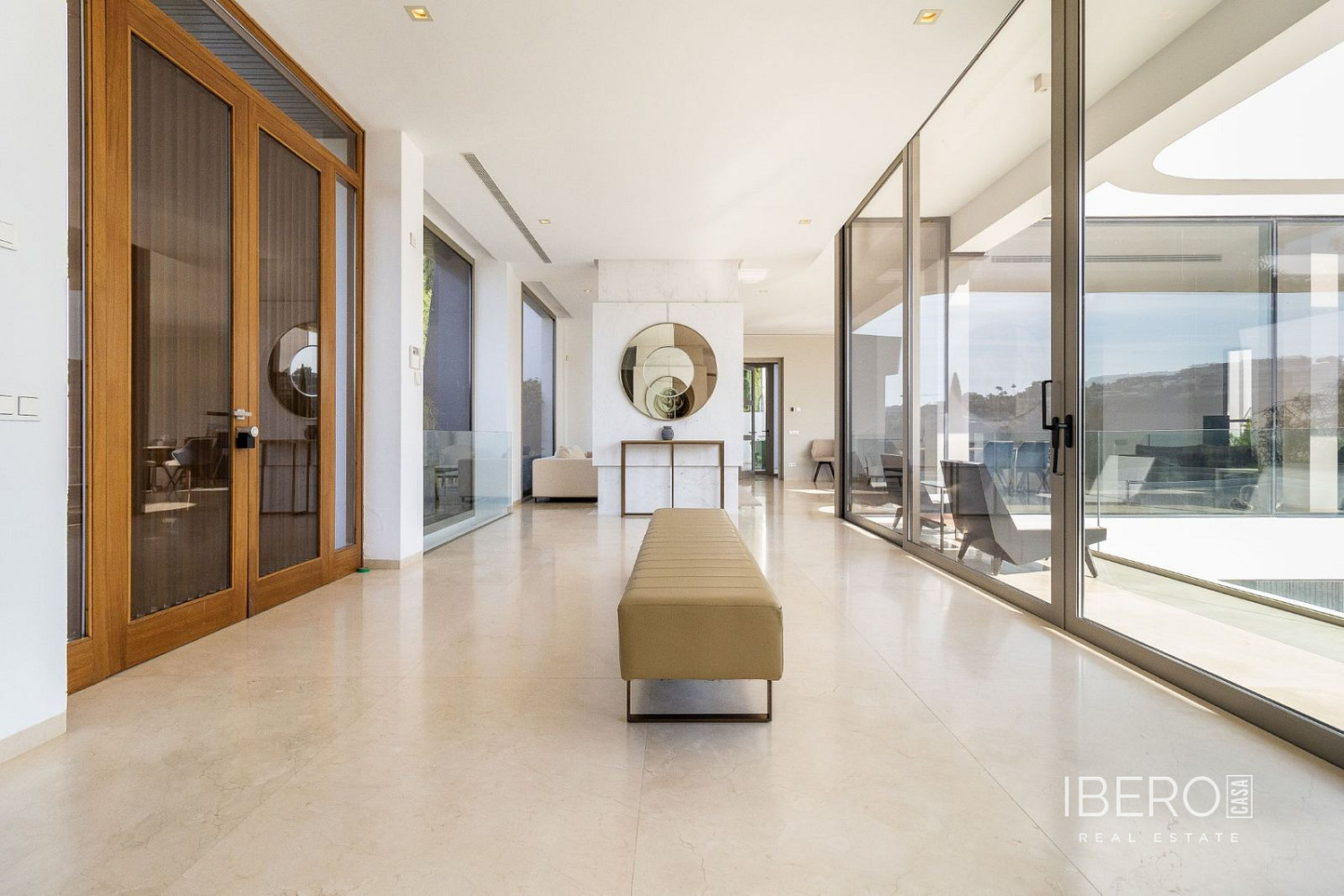 Prodej domu 1 183 m² s pozemkem 2 577 m² — photo 5