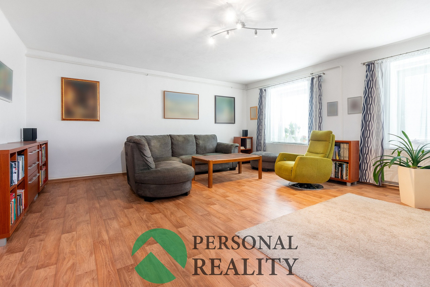 Prodej domu 164 m² s pozemkem 843 m² — photo 2