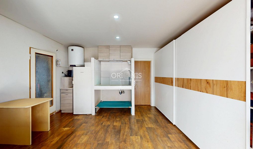 Prodej domu 266 m² s pozemkem 751 m², Braňany – náhled fotky 3