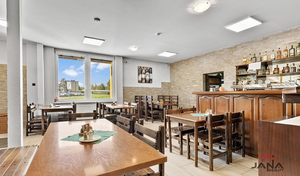 Prodej restaurace 300 m², Příšovice – náhled fotky 2