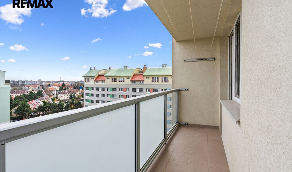 Prodej bytu 3+1 70 m², Praha – náhled fotky 18
