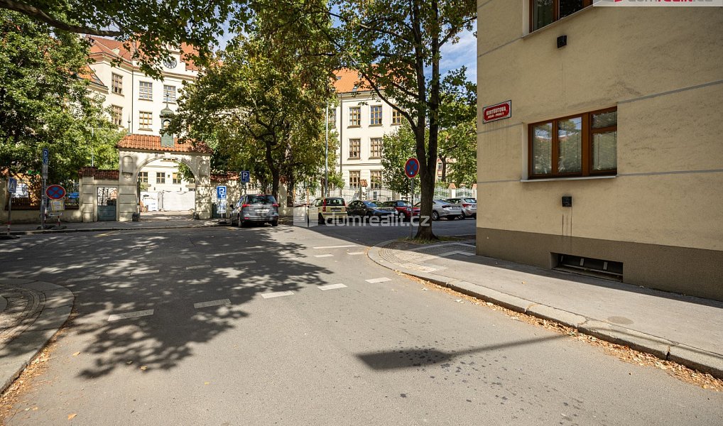 Prodej bytu 2+1 44 m², Praha – náhled fotky 25