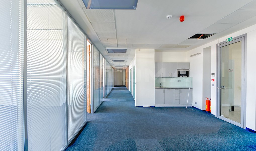 Pronájem kanceláře 400 m², Praha – náhled fotky 5