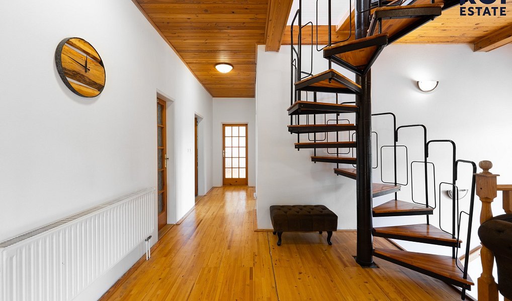 Prodej domu 385 m² s pozemkem 3 509 m², Ochoz u Brna – náhled fotky 21