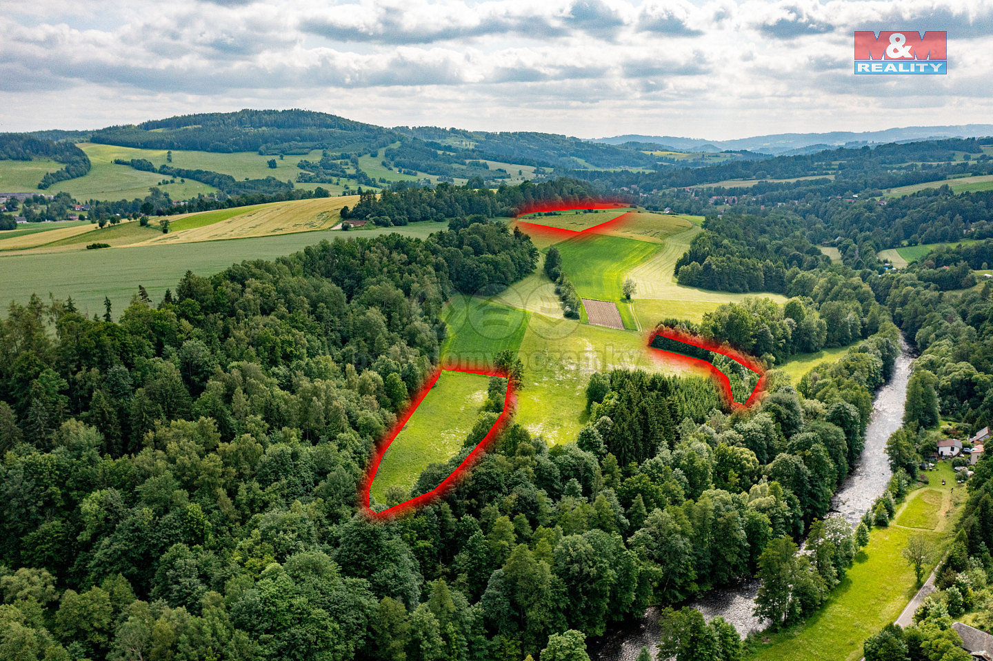 Prodej pole 18 757 m²