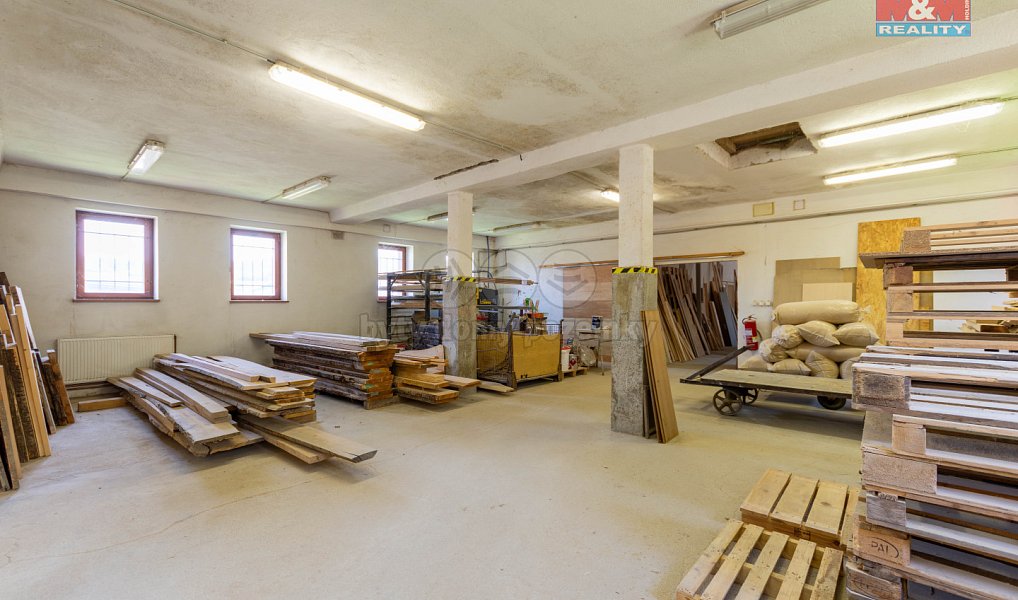 Prodej domu 2 000 m² s pozemkem 2 523 m², Valšov – náhled fotky 10