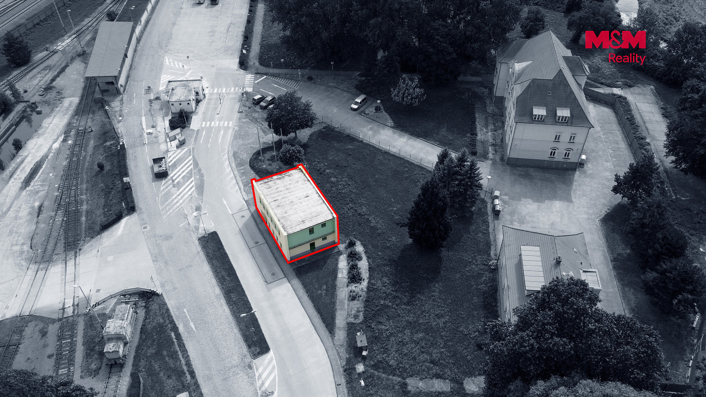Pronájem kanceláře 200 m² – fotografie 2