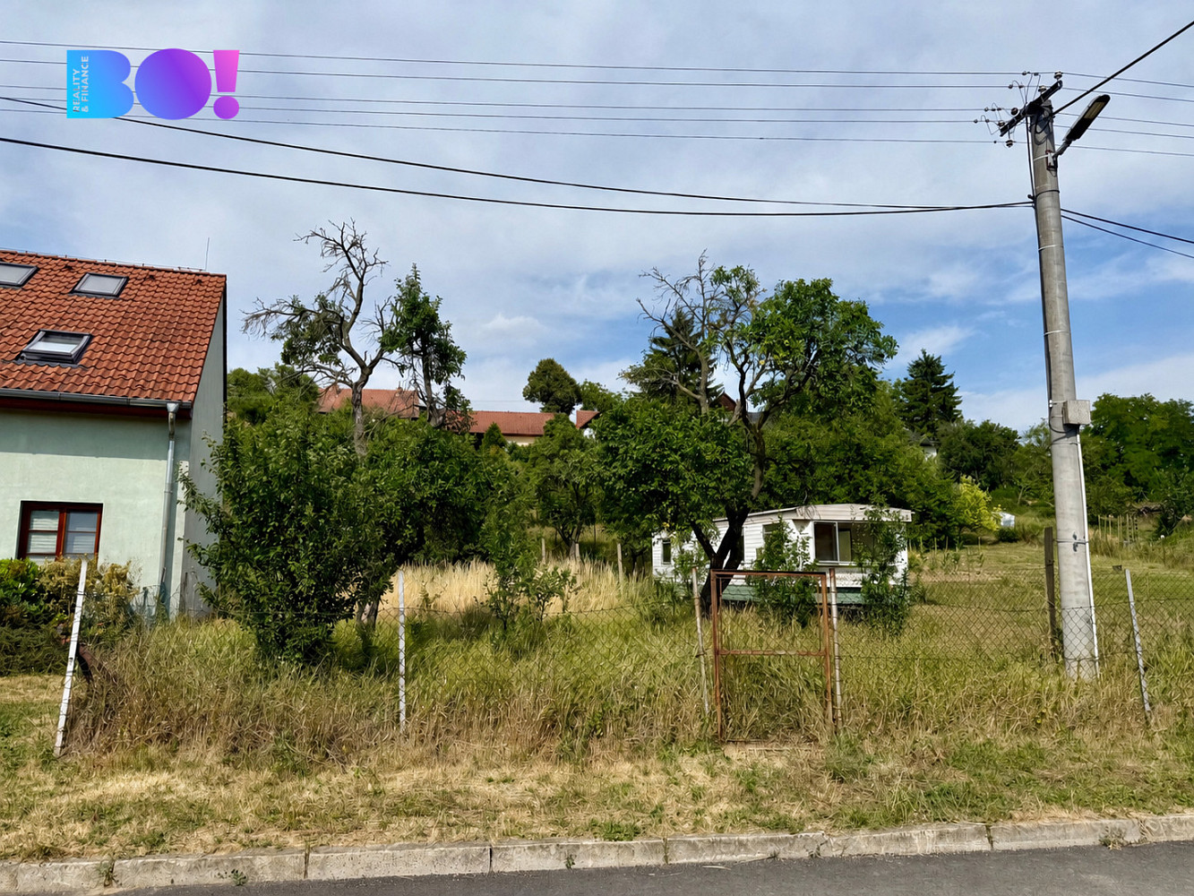 Prodej stavebního pozemku 724 m² – fotografie 2