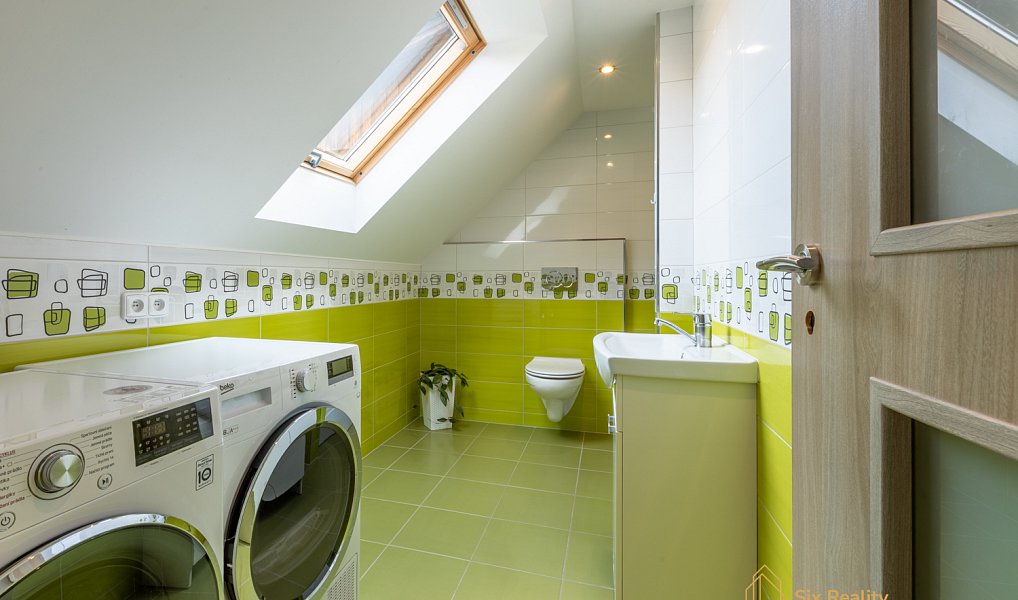 Prodej domu 291 m² s pozemkem 820 m², Račice – náhled fotky 8