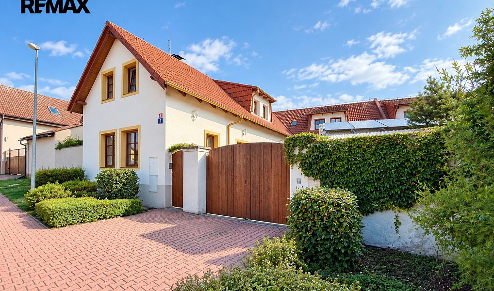 Pronájem bytu 3+1 85 m², Praha – náhled fotky 24