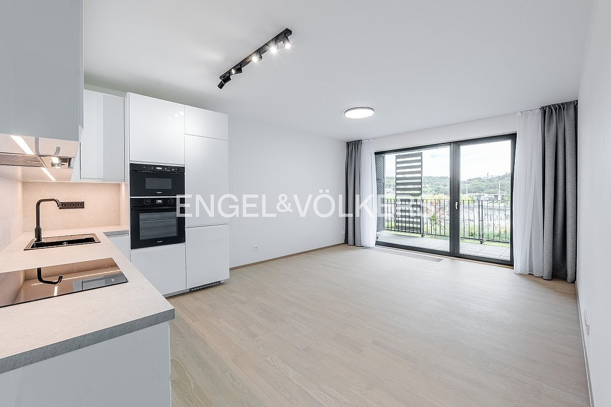 Pronájem bytu 2+kk 56 m²