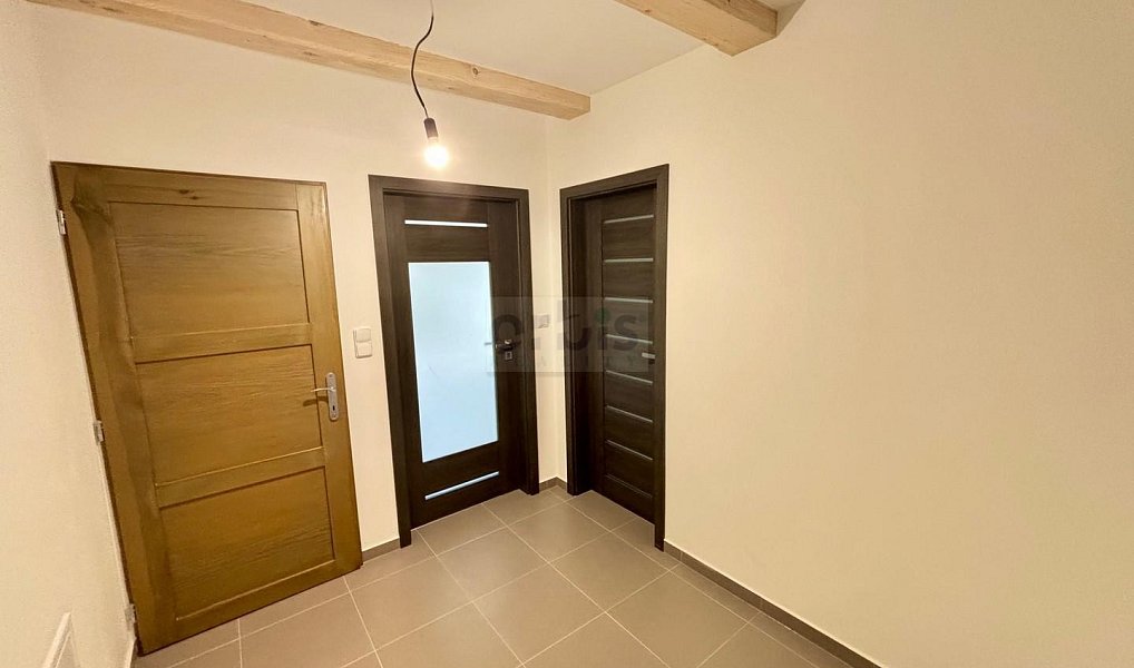 Prodej bytu 5+kk 155 m², Svinařov – náhled fotky 9