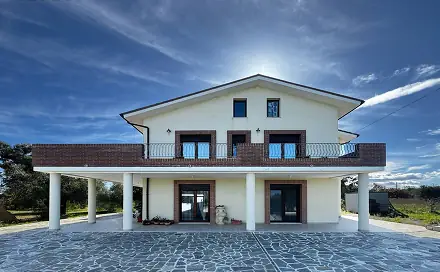 Prodej domu 379 m² s pozemkem 5 100 m², Ortona, Itálie