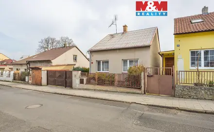Prodej domu 92 m² s pozemkem 352 m², Dvořákova, Kladno - Švermov