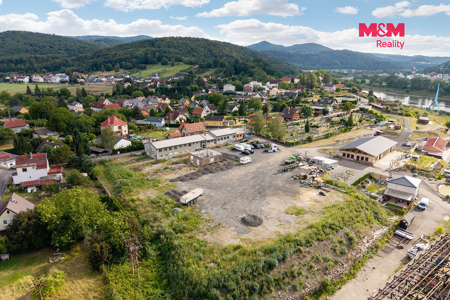 Pronájem obchodních prostor 9 439 m² – fotografie 2