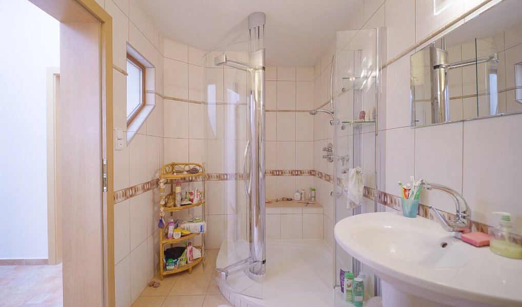 Prodej domu 238 m² s pozemkem 180 m², Jičín – náhled fotky 15